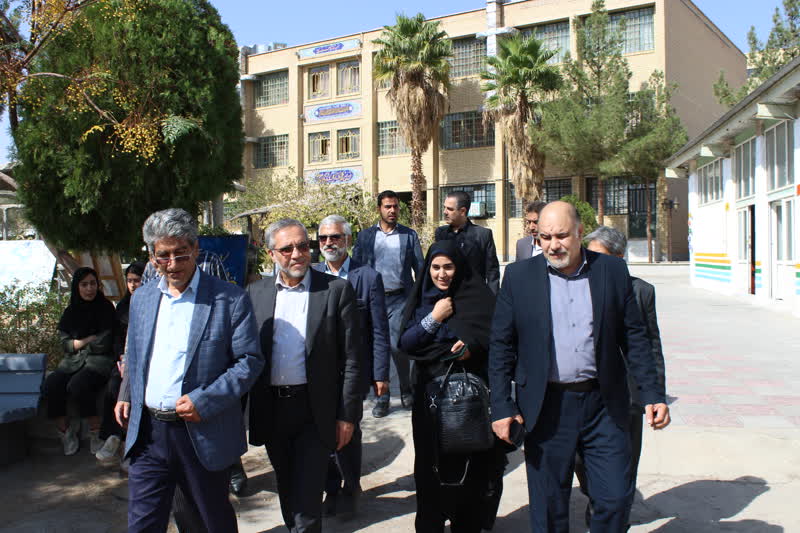 توسعه آموزش‌های مهارتی کلید رشد اقتصادی است