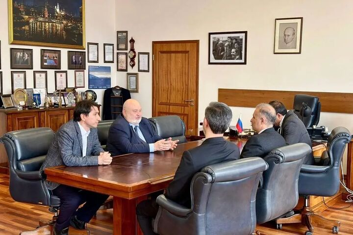 ایران و روسیه برای گسترش همکاری‌ در حوزه سینما رایزنی کردند