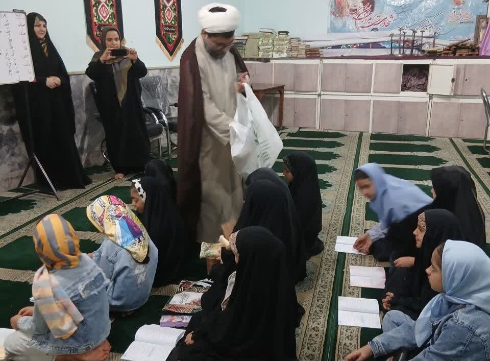 دلگرمی برای دختران قرآنی