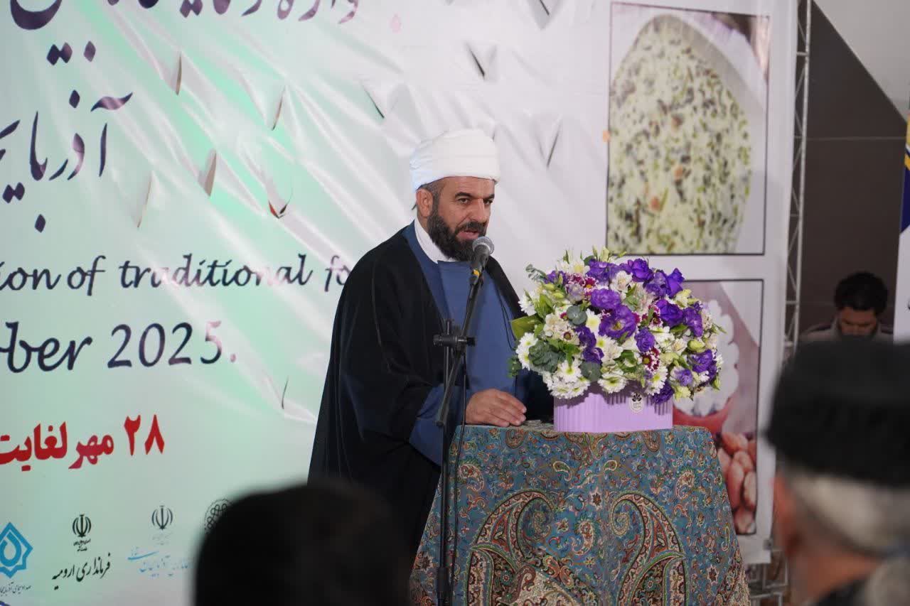 جشنواره غذا نمایش مهربانی، همدلی و همافزایی بین مردم استان است