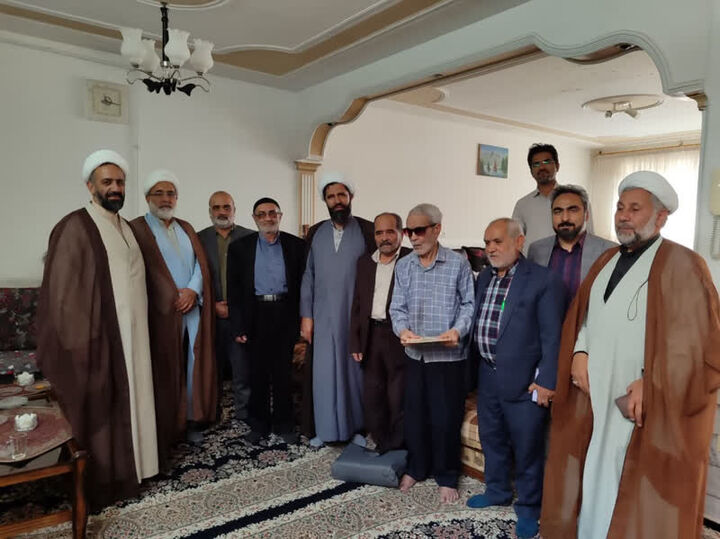 نغمه‌های عاشقانه در تاریکی