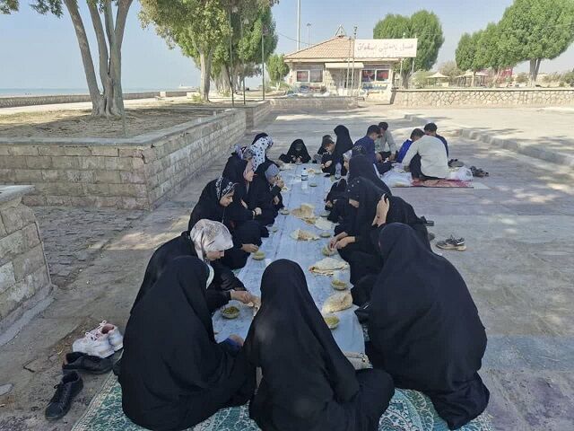 اردوی درون‌شهری دختران نوجوان مسجدی/ سفری از شادی به زیارت و ایثار