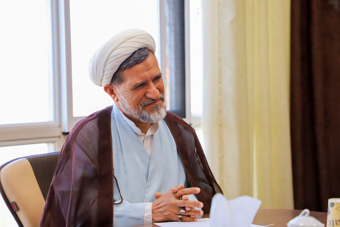 فعالیت نهاد رهبری در دانشگاه‌ها؛ از تفسیر نهج البلاغه تا عمره و ازدواج