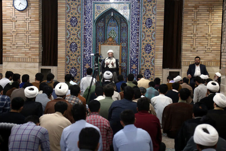 برگزاری چهارشنبه‌های اخلاقی با حضور آیت‌الله سبحانی