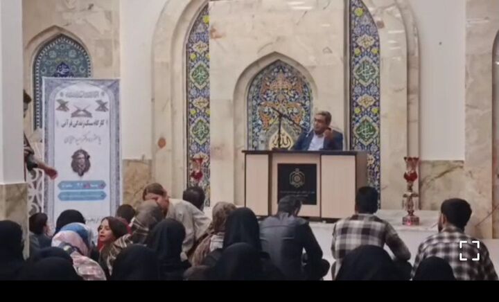 برگزاری کارگاه سبک زندگی قرآنی با حضور استاد سعید عزیزی در سنندج