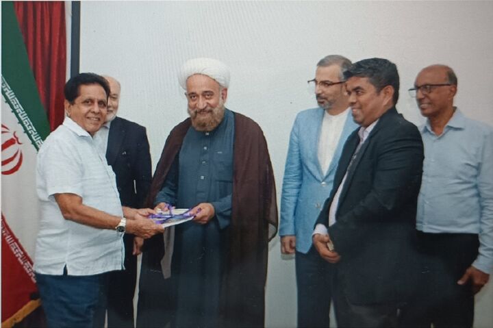 اولین مجله علمی نمایندگی سریلانکا به زبان سینهالی رونمایی شد