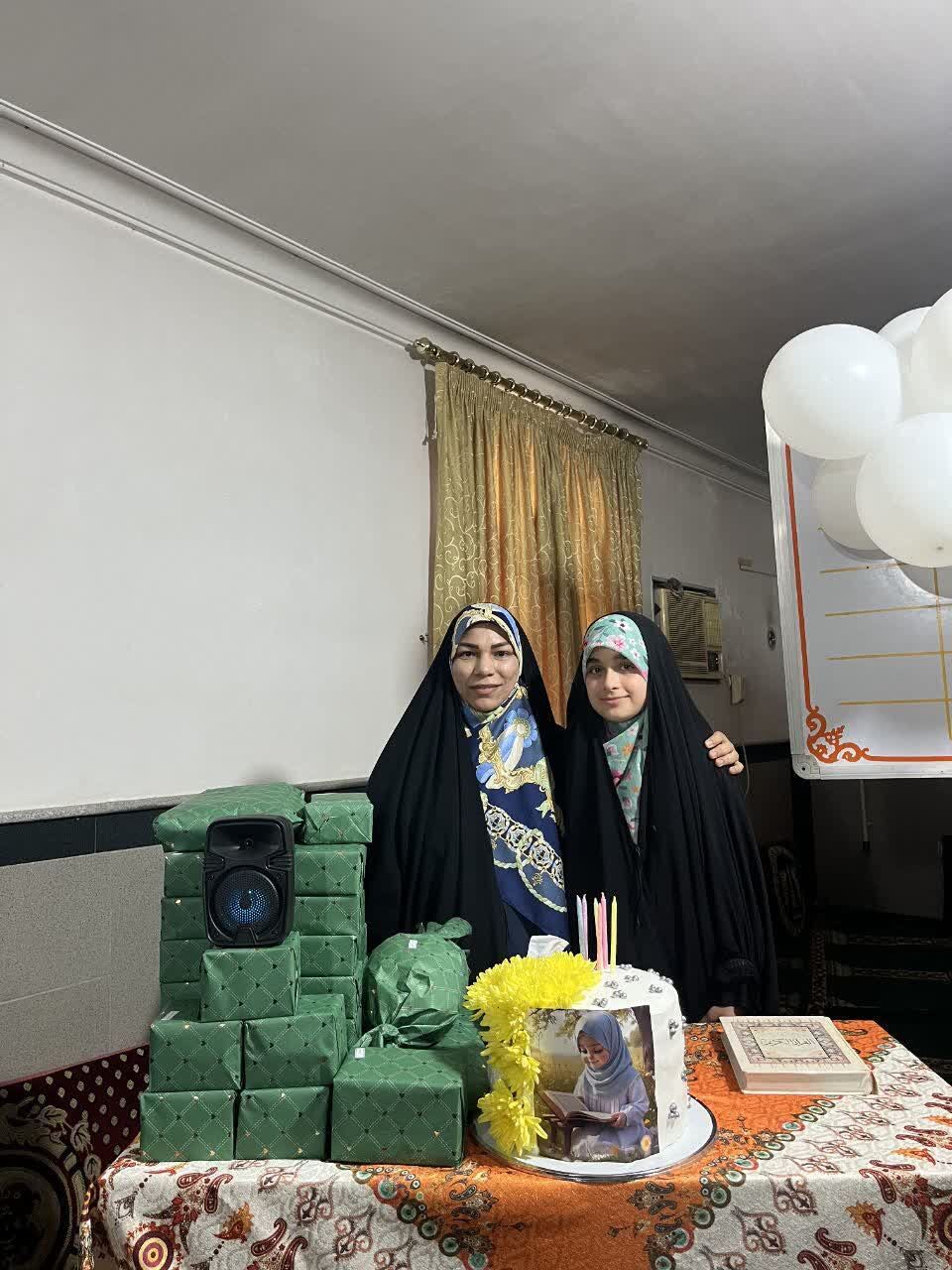 جشن قرآنی و تقدیر از قرآن آموزان کانون منهاج نکا