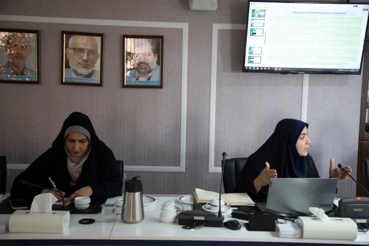 پشتیبانی از زنان روستایی و عشایری باید در صدر اولویت‌های وزارت جهادکشاورزی باشد