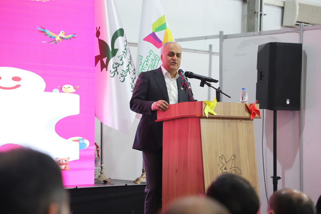 اسباببازی دوست خیالپرداز و معلم بیصدا است