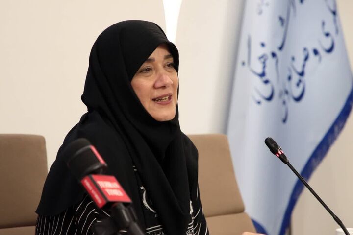 صدور مجوز کسب و کار در حوزه صنایع دستی برای ۵۸۰ هزار نفر