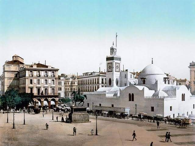 مسجد جامع «ابن فارس» در قلب القصبه الجزایر: تاریخی که از میان دیوارها سخن می‌گوید