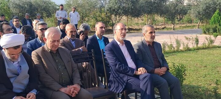 دانشگاه کانون پرورش علم  اخلاق و معنویت انسانهاست