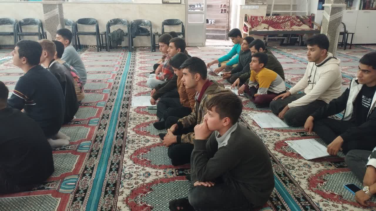 پیش‌رویداد «نوآوین» با محوریت «تاریخ ما، ایران ما» میزبان ۳۰ نوجوان شد