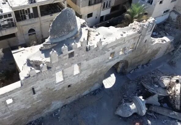 تخریب کامل مسجد بزرگ و قلعه تاریخی برقوق خان‌یونس در حملات اسرائیل