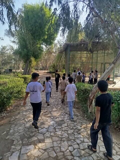 جمعه متفاوت بچه‌های مسجدی شهرک توحید/ تجربه‌ای از طبیعت و معرفت در باغ پرندگان بندرعباس