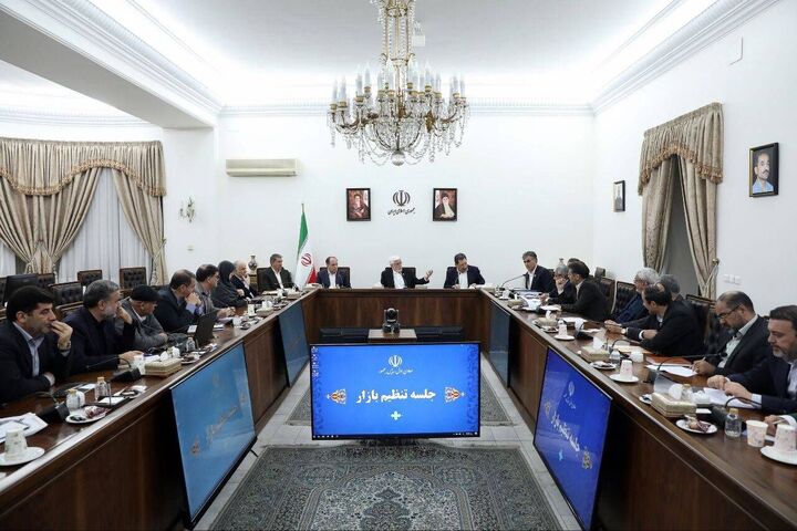 مسئولان اختلاف‌ها را در تریبون‌ها مطرح نکنند