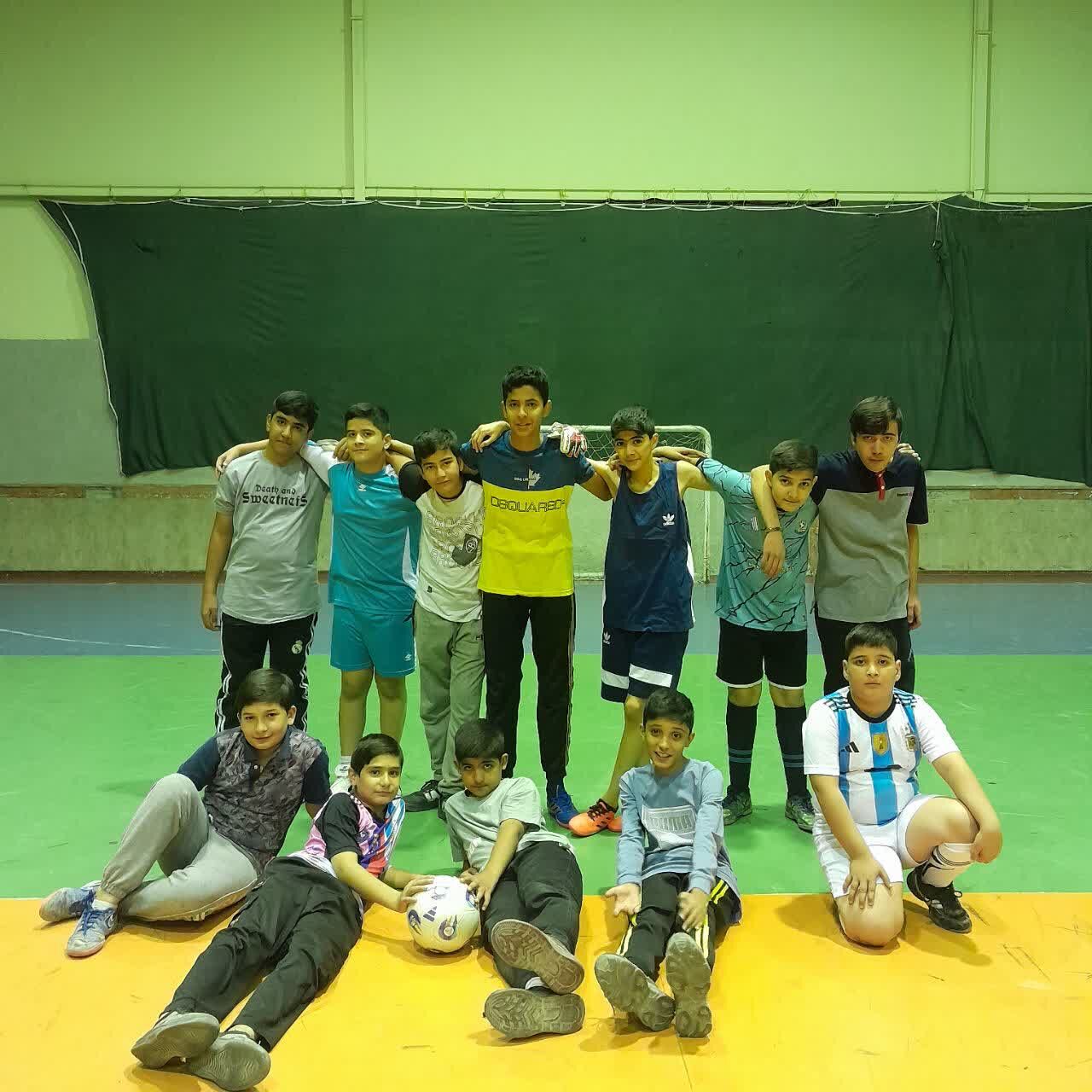 اردوی میثاق با شهدا و برنامه‌های ورزشی در کانون فرهنگی مسجد قبا