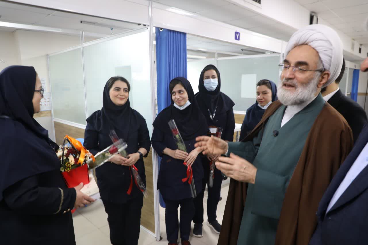 دیدار نماینده ولی فقیه گیلان با پرستاران