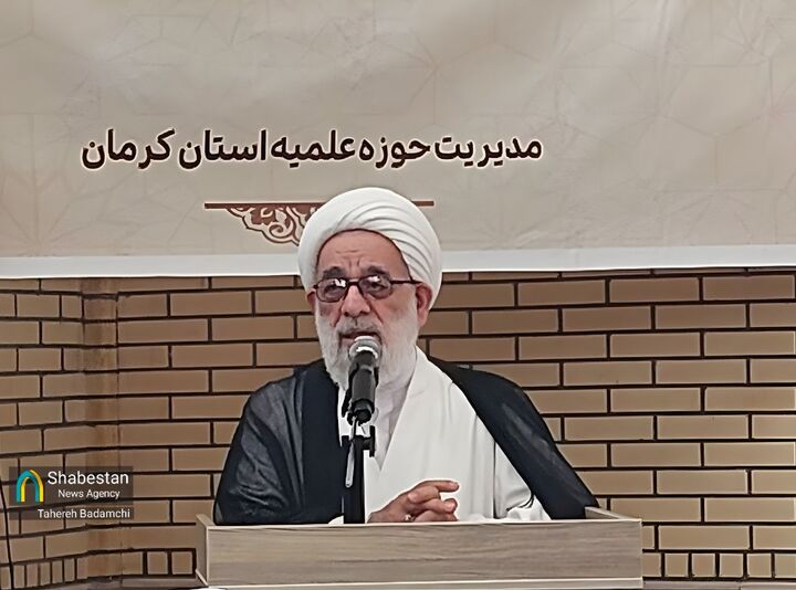 لزوم توجه حوزه‌های علمیه به تربیت طلاب اثرگذار در عرصه علم و سیاست