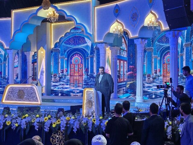 وفاداری مردم کردستان ریشه در معنویت آنها دارد