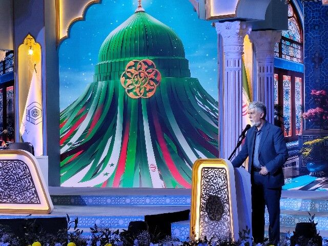 قرآن، روح زندگی و هویت مردم کردستان است نه میراثی موزه‌ای