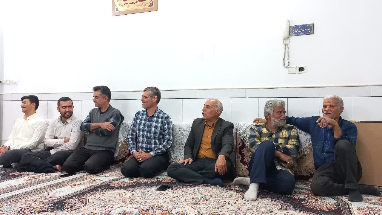 روایت حافظی که «زمان» حریفش نشد/ اینجا اهالی خانه؛ همه با «قرآن» زندگی می کنند