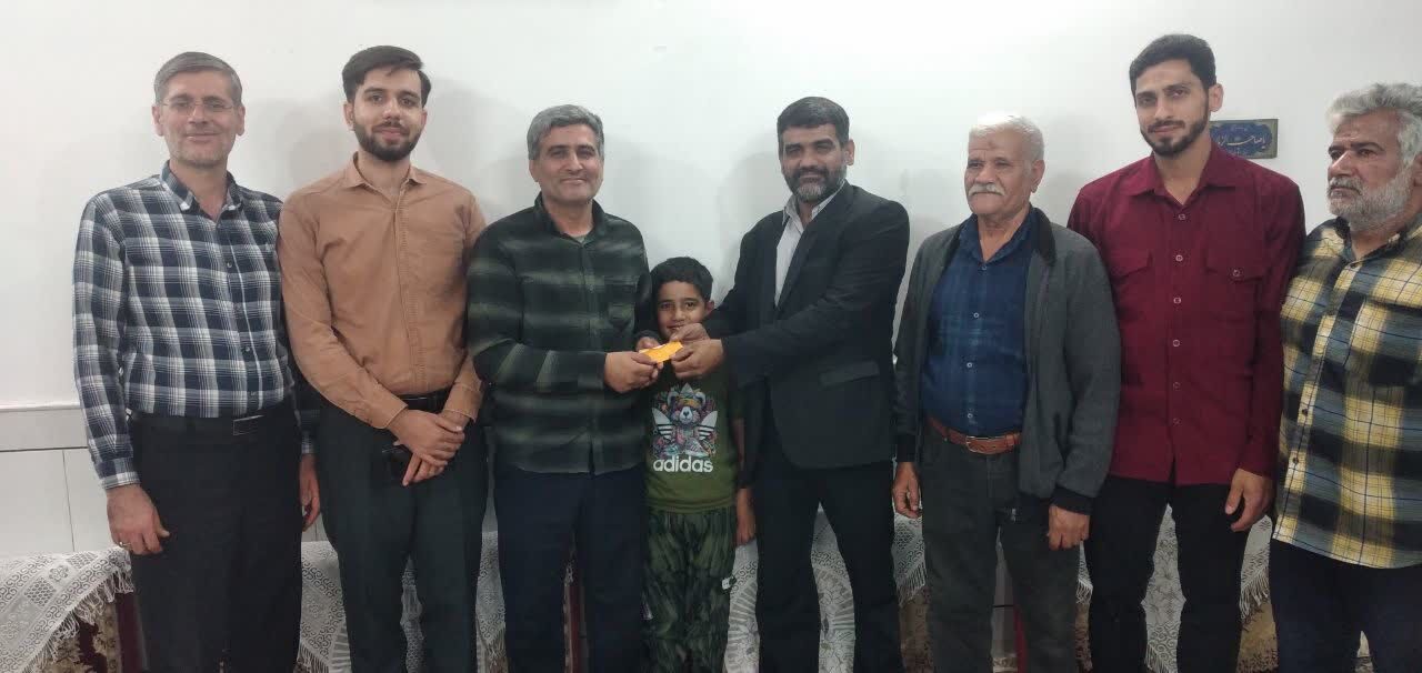 روایت حافظی که «زمان» حریفش نشد/ اینجا اهالی خانه؛ همه با «قرآن» زندگی می کنند