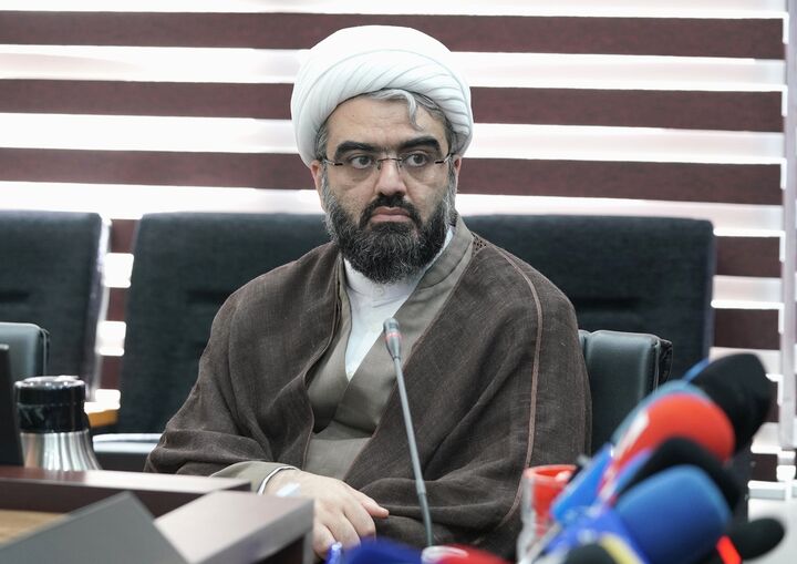 گردهمایی ۶۰۰۰ نودانشجو در آستان حضرت معصومه(س) با آیین «مهمان مهر»