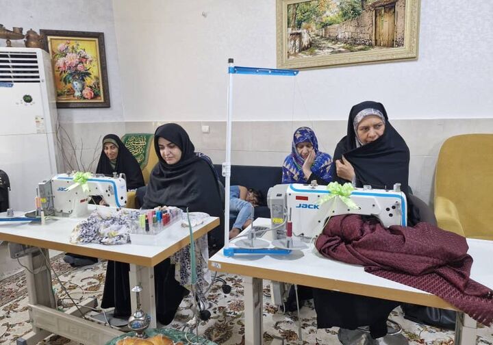 کارگاه خیاطی «حضرت زینب(س)» در محله بهشت بندر شهر بندرعباس افتتاح شد