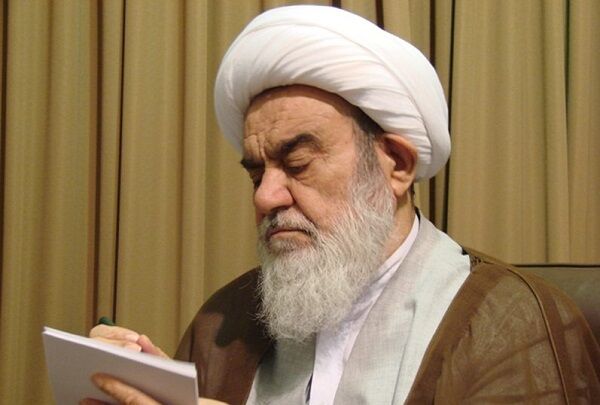 بیانات عرفانی آیت الله دهکردی، دل‌ها را به جوش و ناله‌ها را به خروش می‌آورده