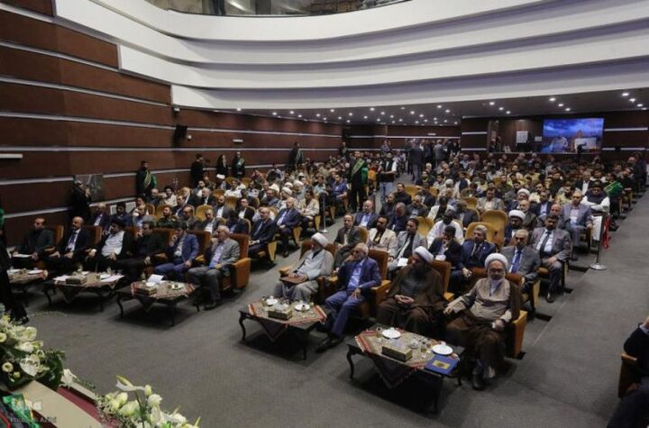 کسب رتبۀ نخست آستان مقدس علوی در همایش «تاریخ ساخت و بازسازی عتبات مقدسه»