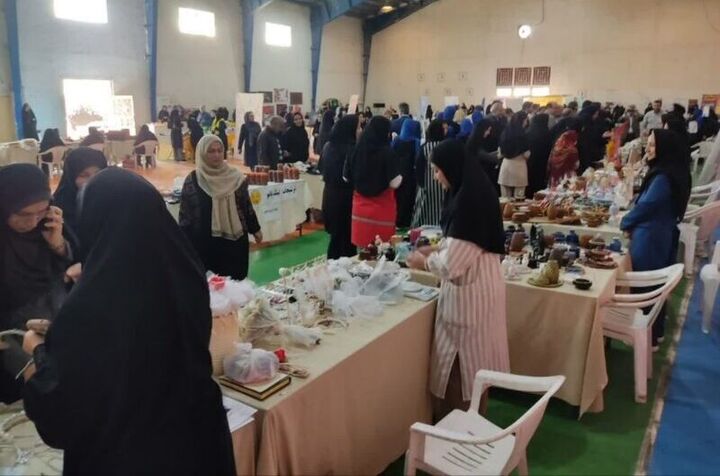 نخستین رویداد فرهنگی و هنری «بانوی چناران»