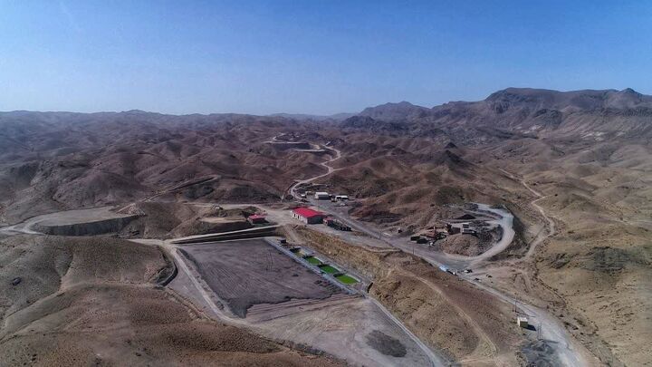 «زمین کاوان زمان»؛ طلایه‌دار توسعه معدنی شرق کشور در مسیر عبور از چالش زیرساخت‌ها