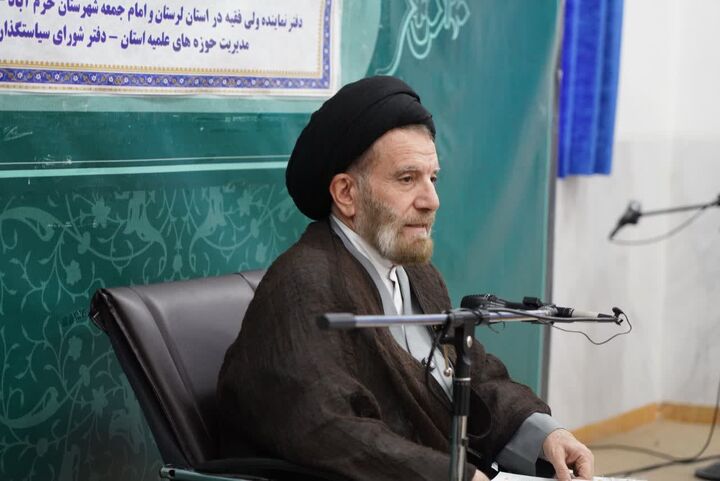 نسل جوان نیازمند پیوند میان دین و دانش است