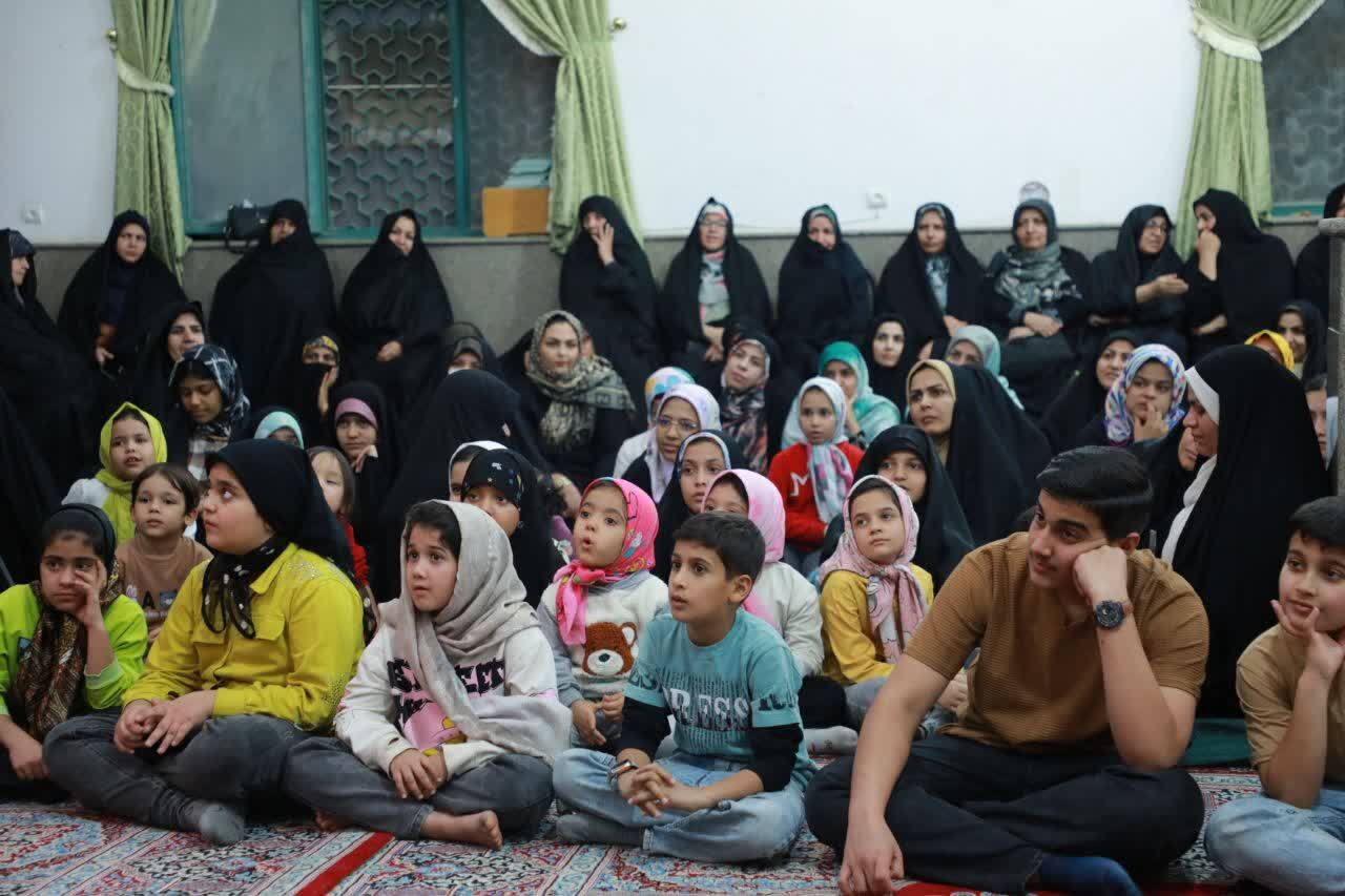 شادیانه «فرشتگان ایثار» در مسجد سرلت آهنی فین کاشان برگزار شد
