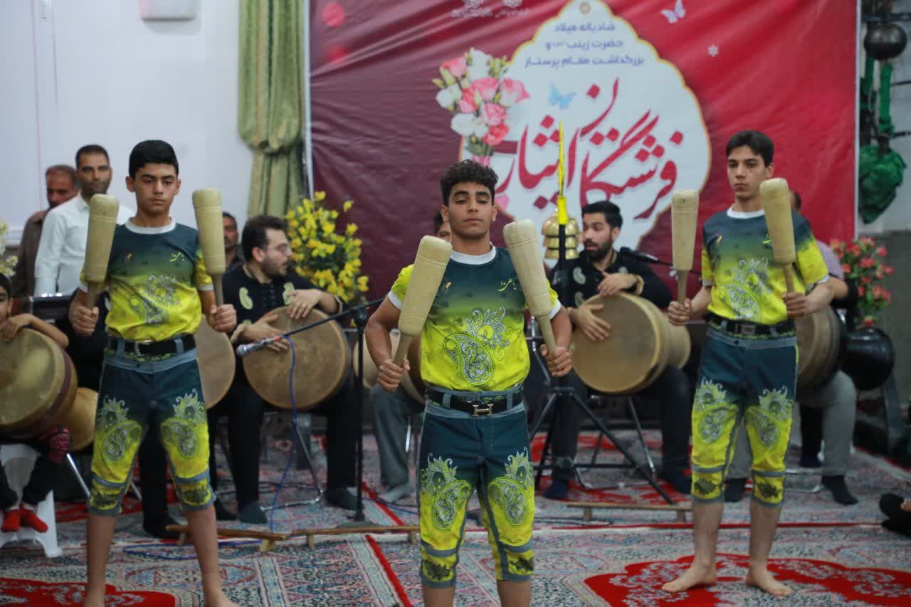 شادیانه «فرشتگان ایثار» در مسجد سرلت آهنی فین کاشان برگزار شد