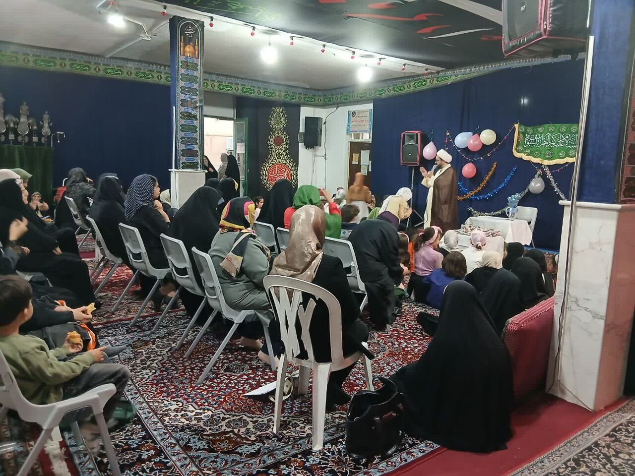 جشن ولادت حضرت زینب(س)؛ از مولودی تا تکریم پرستاران و مادران برگزار شد