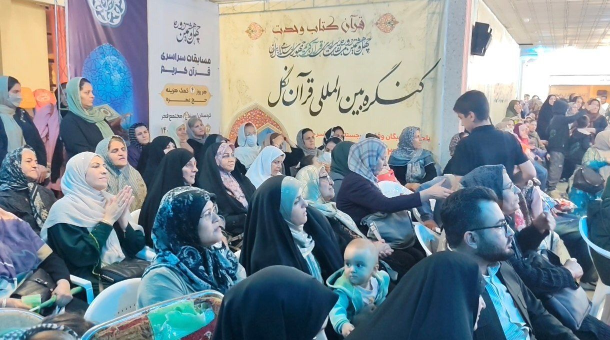 بدرقه پرچم نور از کردستان به سیستان؛ روایت ۱۰ روز عاشقی برای کلام نور