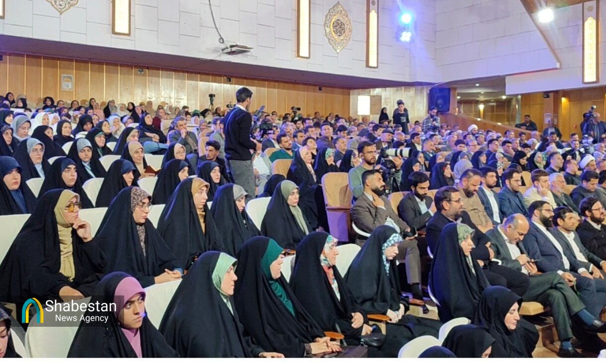 بدرقه پرچم نور از کردستان به سیستان؛ روایت ۱۰ روز عاشقی برای کلام نور