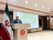 علما و روحانیون نماز را از منبر به دل جامعه بیاورند