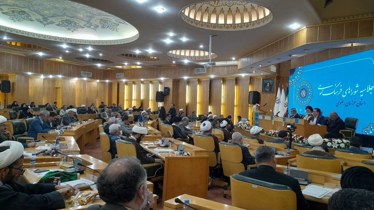 ارتقای فرهنگ دینداری نوجوانان، سرمایه اجتماعی نظام و نشاط جامعه سه چالش فرهنگ کشور