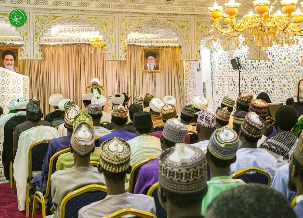 دیدار جمعی از طلاب آفریقایی با شیخ ابراهیم زکزاکی