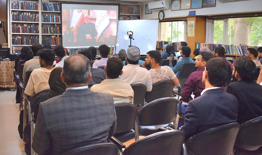 هندیان با موضوع «ادبیات فارسی معاصر ایران» دانشافزایی کردند