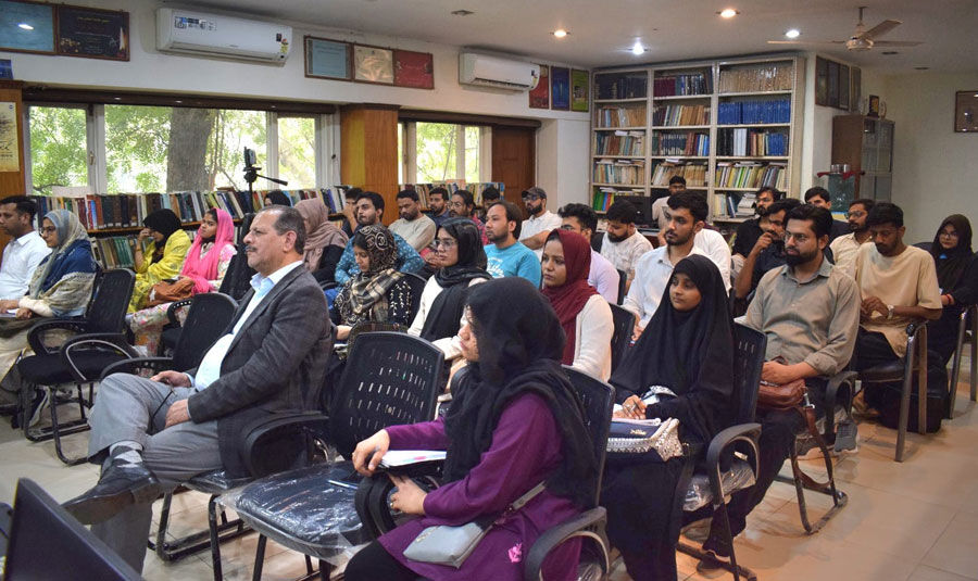 هندیان با موضوع «ادبیات فارسی معاصر ایران» دانشافزایی کردند