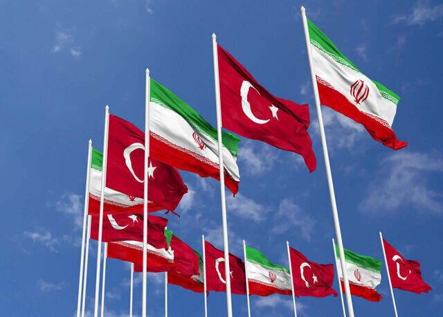 فیدان: ترکیه مخالف هرگونه اقدام نظامی علیه ایران است
