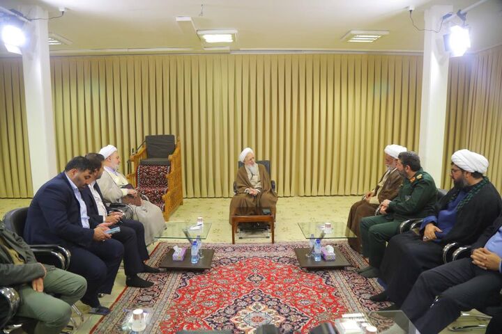 باید مساجد را دریابیم/ مسجد محور طهارت جامعه است