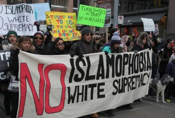 آینده مسلمانان در قاره سبز؛ چالش‌ها و فشارهای سیاسی