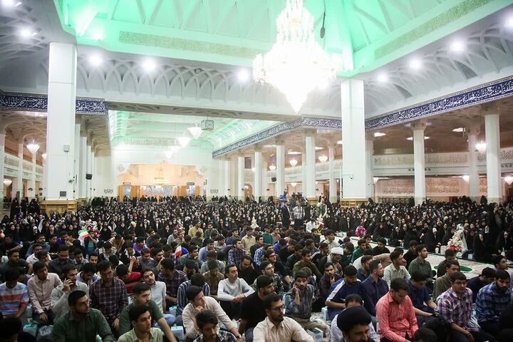 آیین آغاز سال تحصیلی دانشگاه‌ها و مراکز آموزش عالی کشور در حرم بانوی کرامت