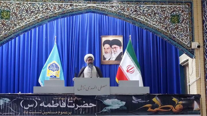 سیزدهم آبان نماد مقاومت در برابر شیطان بزرگ