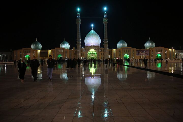 برگزاری مراسم عزاداری شهادت حضرت فاطمه(س) در مسجد جمکران